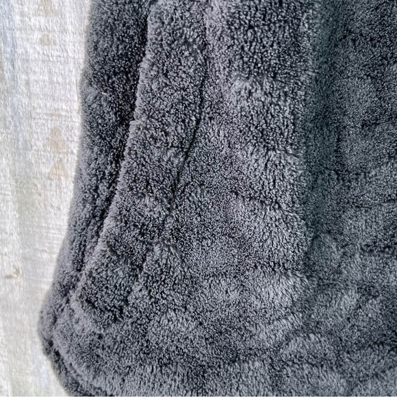 French Laundry Large Soft Fleece Grey Vest Zippered Front With Pockets - Picture 4 of 6